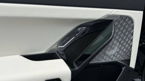 2023 BMW i7 - Images - 23