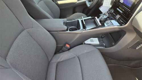 2025 Subaru Solterra - Images - 10
