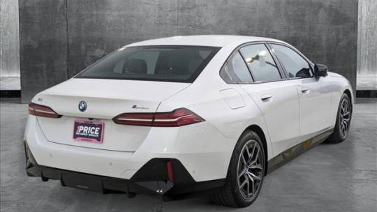 2024 BMW i5 - Images - 5