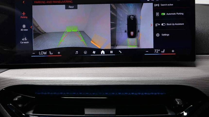 2025 BMW i4 - Images - 15