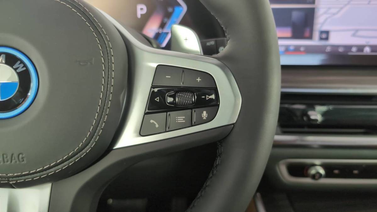 2026 BMW X5 - Images - 20