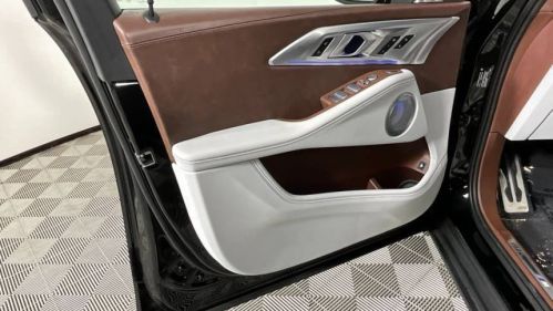 2023 BMW XM - Images - 19