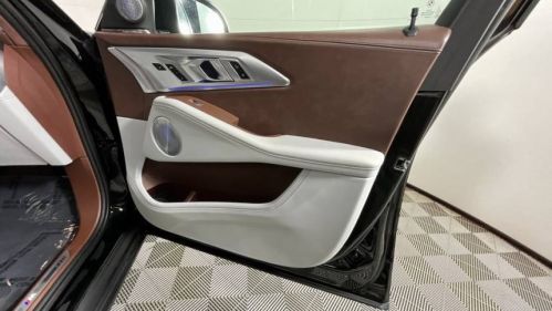 2023 BMW XM - Images - 22