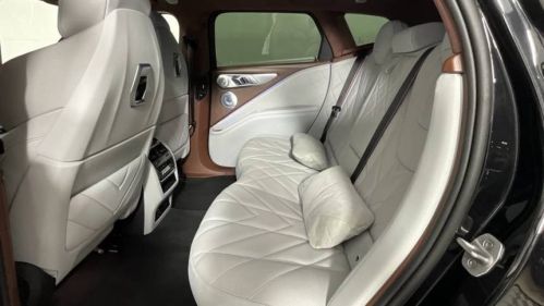 2023 BMW XM - Images - 26