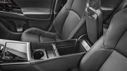 2025 Subaru Solterra - Images - 10