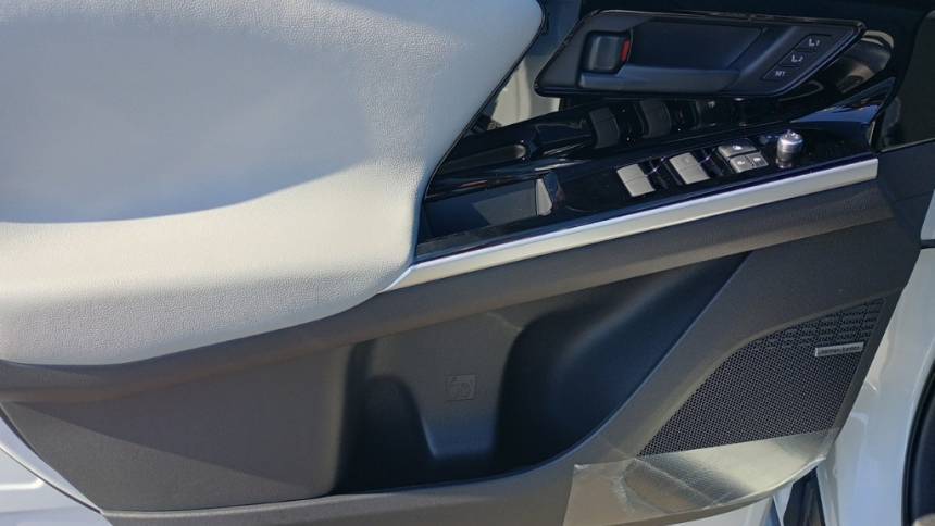 2025 Subaru Solterra - Images - 7