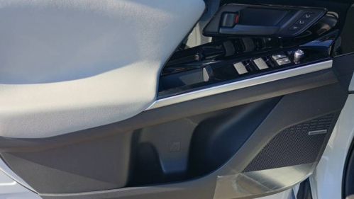 2025 Subaru Solterra - Images - 7