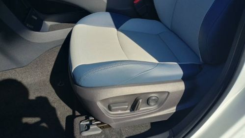 2025 Subaru Solterra - Images - 9