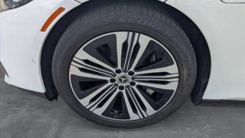 2022 Mercedes EQS Sedan - Images - 13