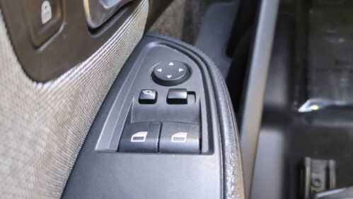 2016 BMW i3 - Images - 21