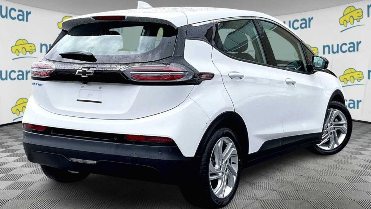 2023 Chevrolet Bolt - Images - 6