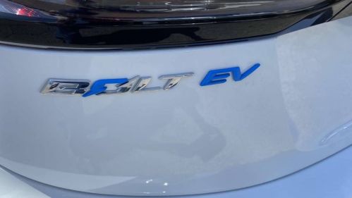 2023 Chevrolet Bolt - Images - 12