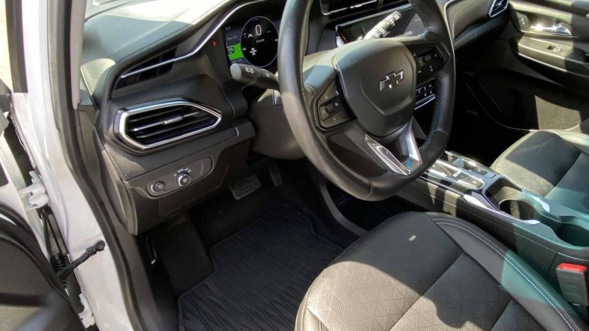 2023 Chevrolet Bolt - Images - 18