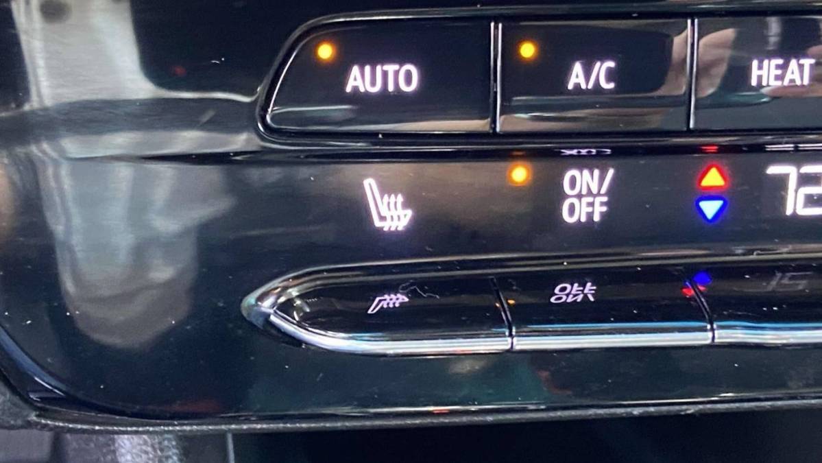 2023 Chevrolet Bolt - Images - 28