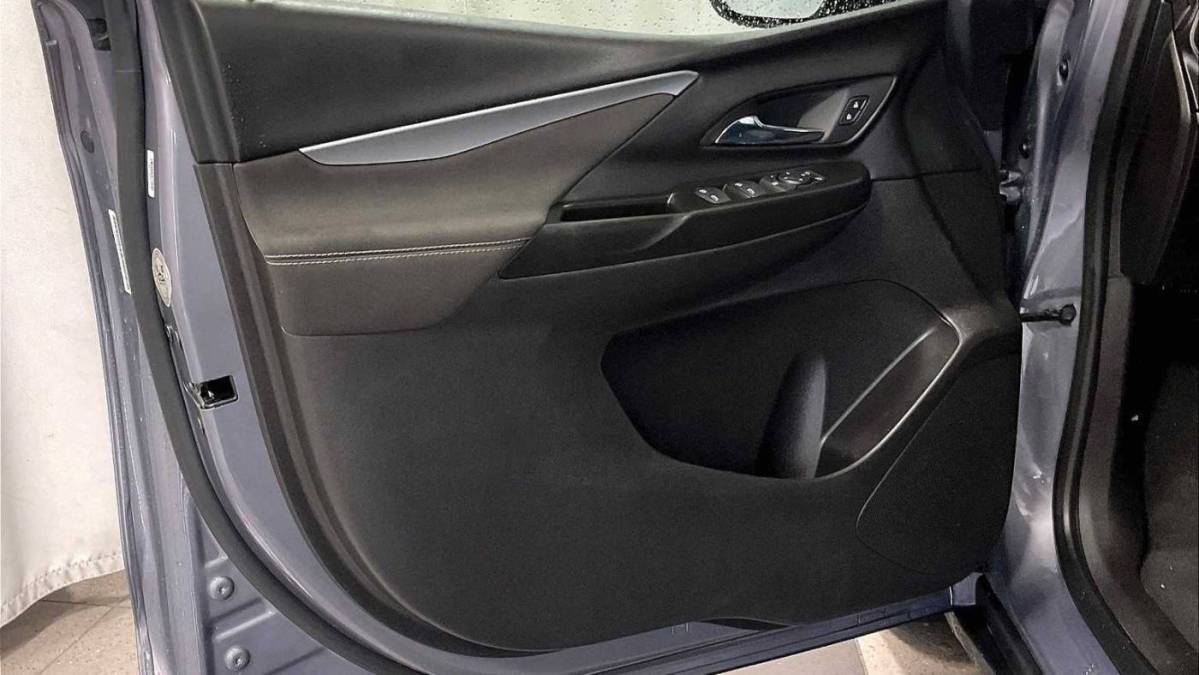 2023 Chevrolet Bolt - Images - 9