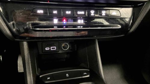 2023 Chevrolet Bolt - Images - 25