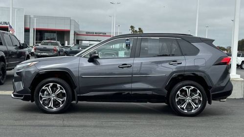 2025 Toyota RAV4 Plug-In Hybrid - Images - 7