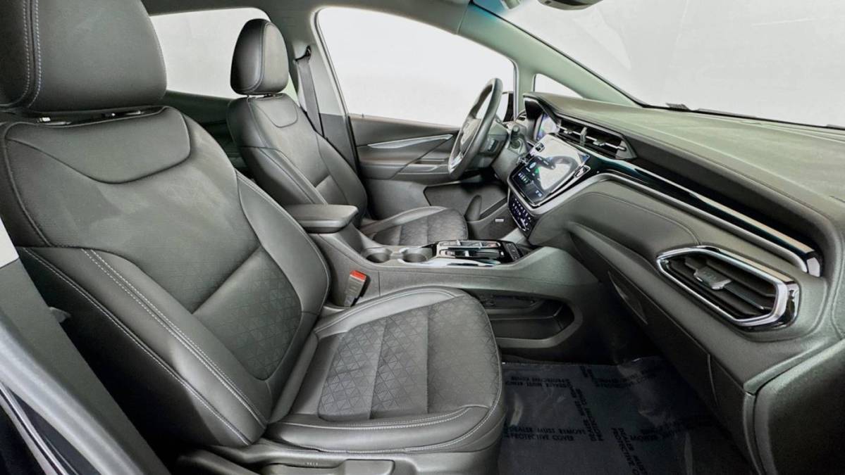 2023 Chevrolet Bolt - Images - 25