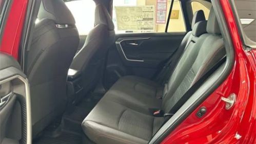 2025 Toyota RAV4 Plug-In Hybrid - Images - 11