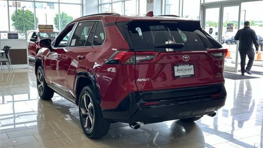 2025 Toyota RAV4 Plug-In Hybrid - Images - 16