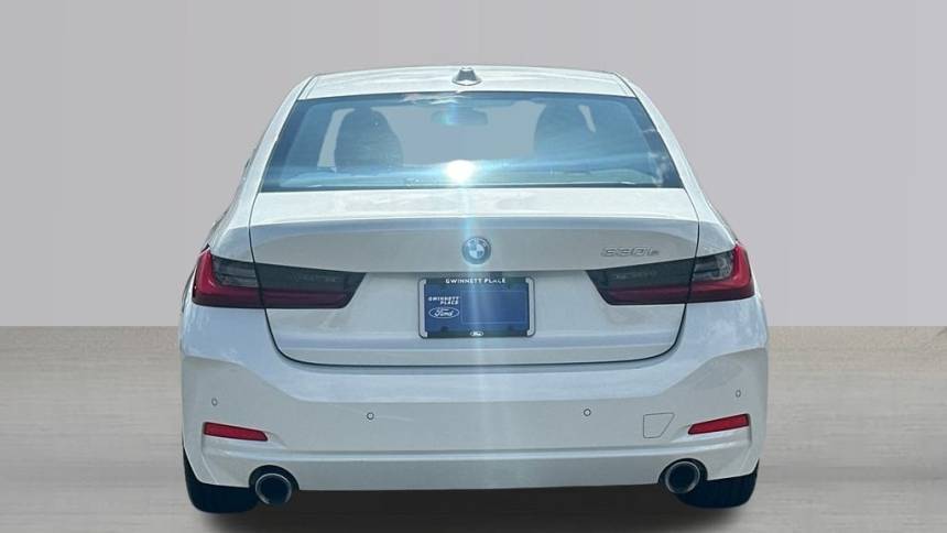 2024 BMW 3 Series - Images - 6