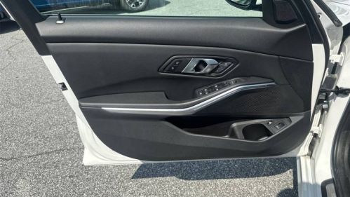 2024 BMW 3 Series - Images - 10