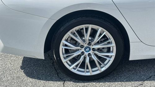 2024 BMW 3 Series - Images - 17