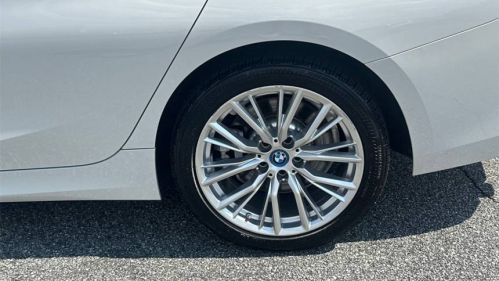 2024 BMW 3 Series - Images - 19