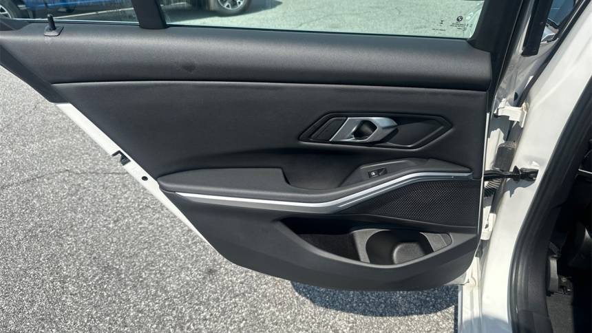 2024 BMW 3 Series - Images - 21