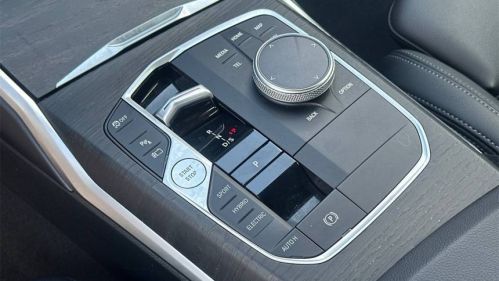 2024 BMW 3 Series - Images - 30