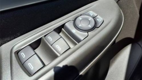 2023 Chevrolet Bolt - Images - 9