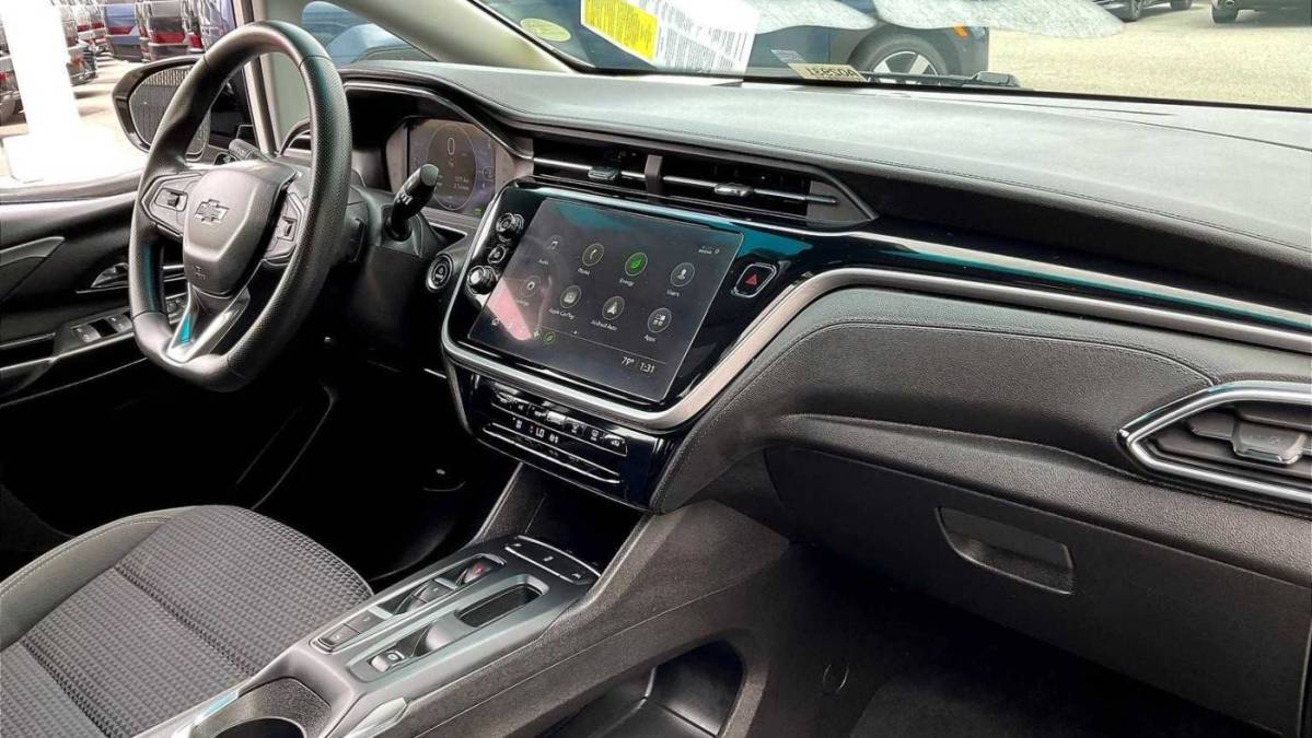2023 Chevrolet Bolt - Images - 14