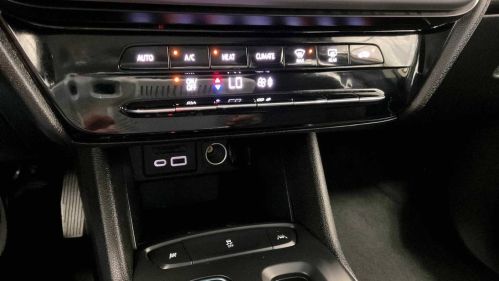 2023 Chevrolet Bolt - Images - 25