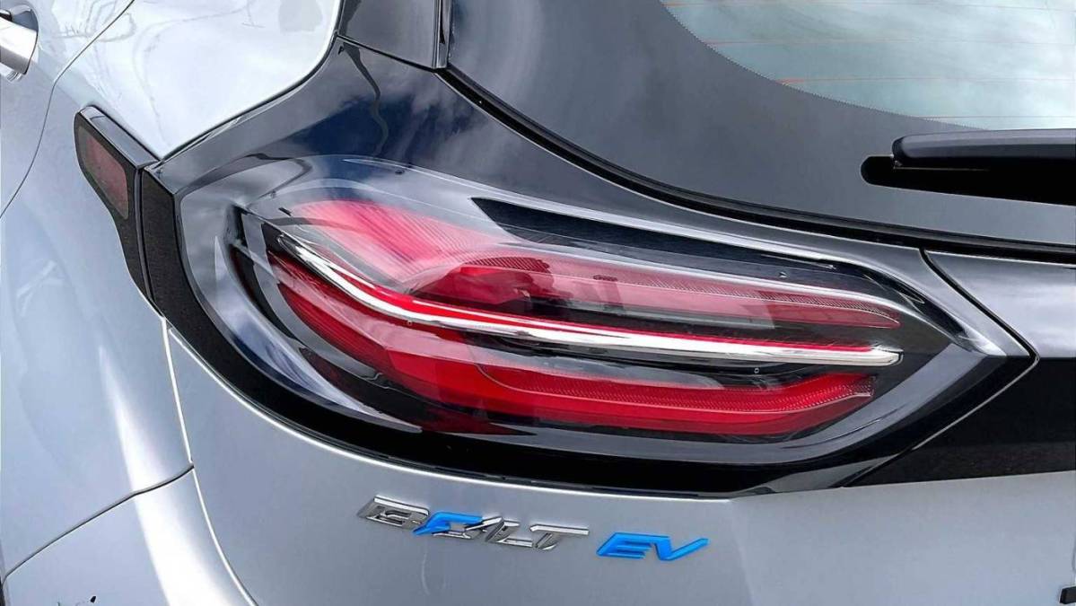 2023 Chevrolet Bolt - Images - 33