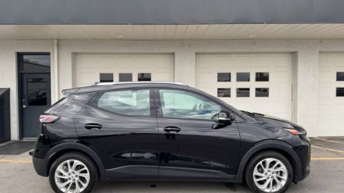 2023 Chevrolet Bolt - Images - 2