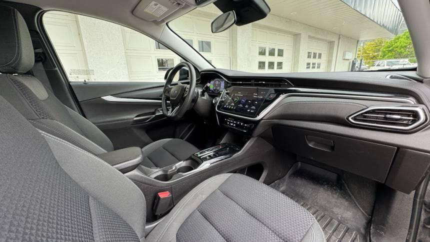 2023 Chevrolet Bolt - Images - 12