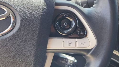 2018 Toyota Prius Prime - Images - 13