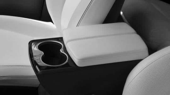 2016 Tesla Model X 5YJXCBE25GF019621