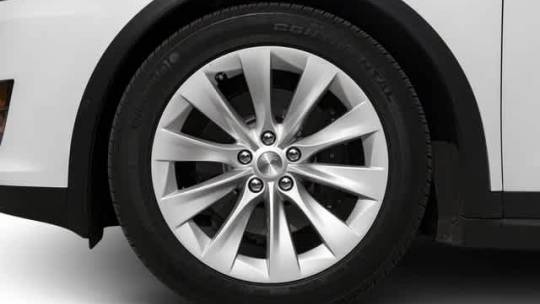 2016 Tesla Model X 5YJXCBE25GF019621