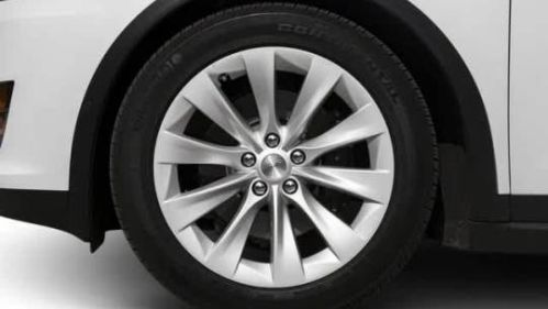 2016 Tesla Model X 5YJXCBE25GF019621
