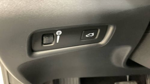 2021 Polestar 2 - Images - 29