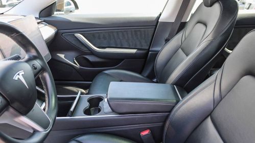 2019 Tesla Model 3 - Images - 17