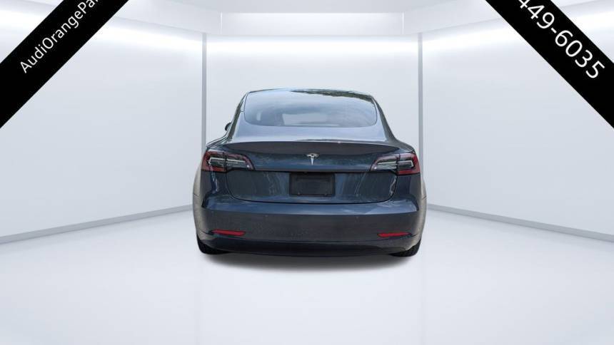 2022 Tesla Model 3 - Images - 4