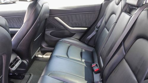 2019 Tesla Model 3 - Images - 18