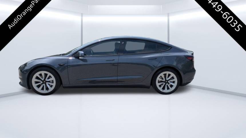 2022 Tesla Model 3 - Images - 7