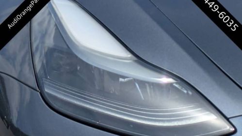 2022 Tesla Model 3 - Images - 11