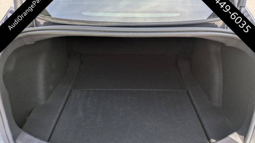 2022 Tesla Model 3 - Images - 13