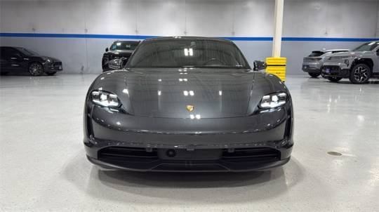 2022 Porsche Taycan - Images - 16