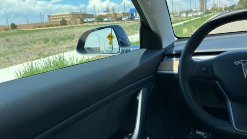 2020 Tesla Model 3 - Images - 20
