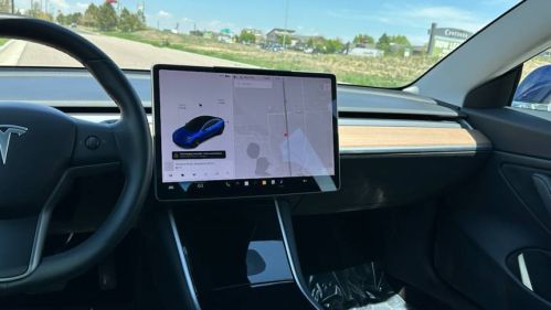 2020 Tesla Model 3 - Images - 21